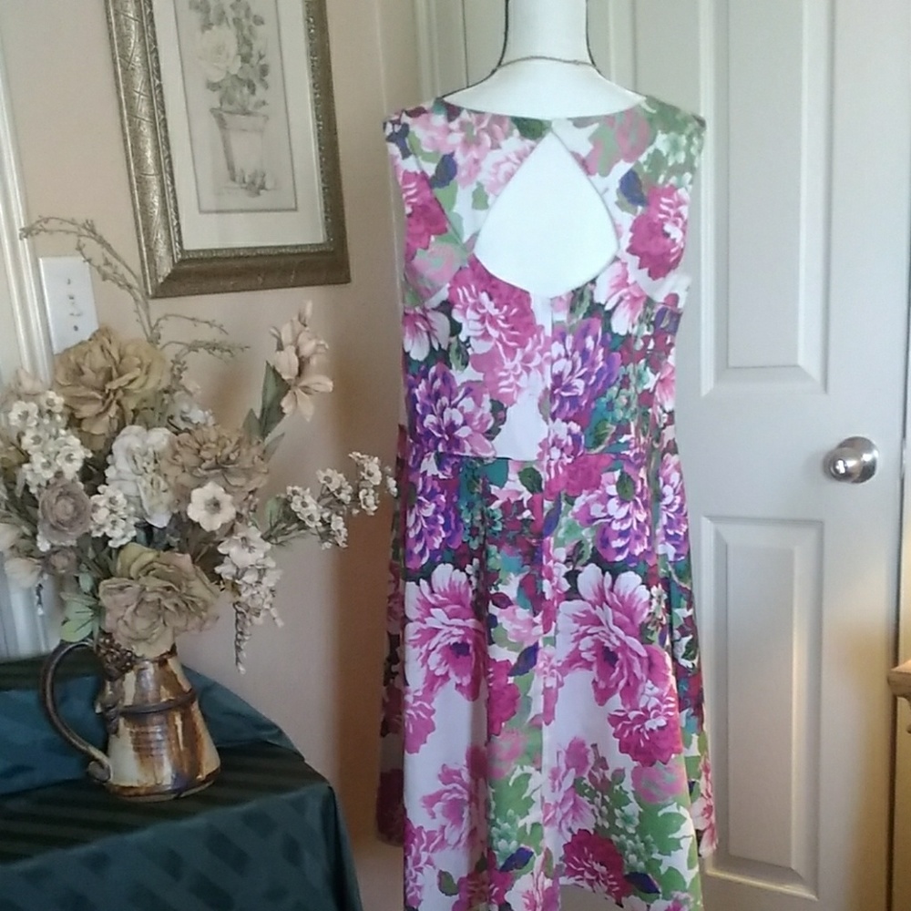 DRESS BARN DRESS - Picture 2 of 7